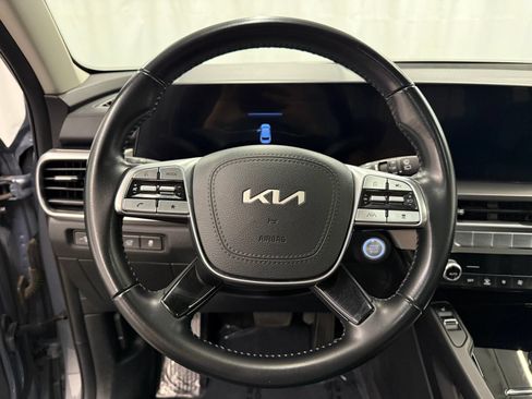 Used 2025 Kia Telluride S AWD/4WD image 13