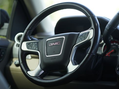 Used 2016 GMC Yukon XL SLT RWD image 22