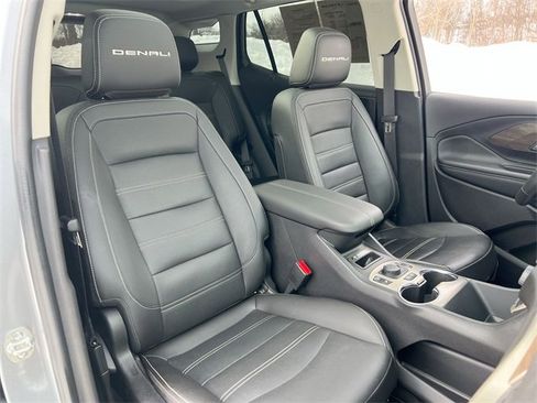 Used 2024 GMC Terrain Denali w/ Denali Premium Package image 29