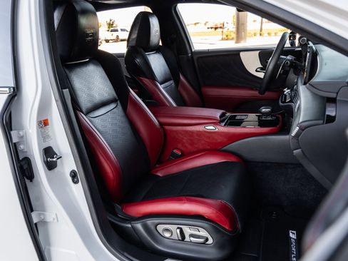 Used 2023 Lexus LS 500 F Sport image 45