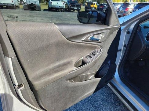 Used 2020 Chevrolet Malibu LS image 14