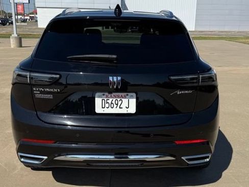 Used 2024 Buick Envision Avenir AWD/4WD image 5