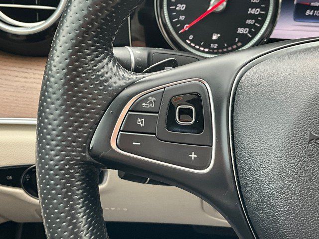 Used 2018 Mercedes-Benz E 300 4MATIC image 17