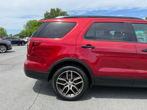 Used 2016 Ford Explorer Sport w/ Equipment Group 401A AWD/4WD image 41