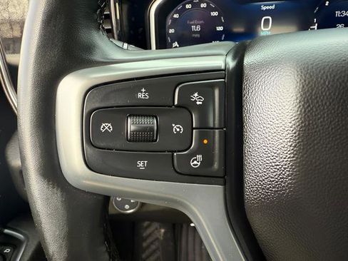 Used 2025 Chevrolet Silverado 1500 LT AWD/4WD image 13