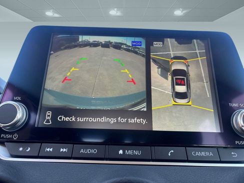 New 2025 Nissan Sentra SR w/ SR Premium Package image 27