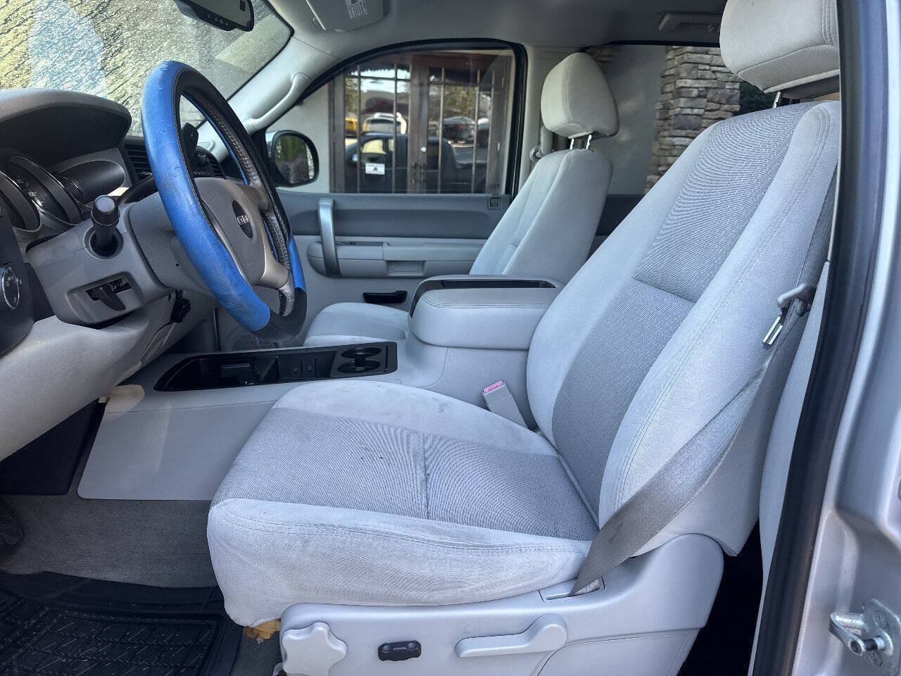 Used 2007 GMC Sierra 1500 SLE w/ SLE2 Preferred Package AWD/4WD image 9