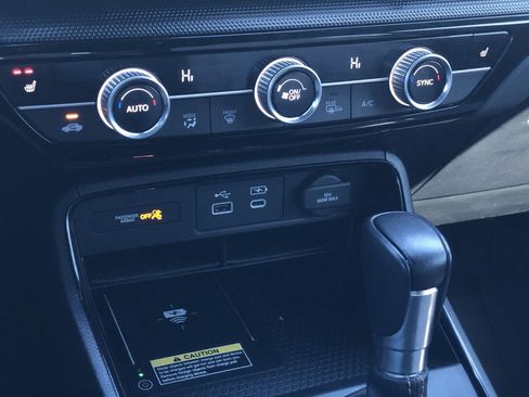 Used 2024 Honda CR-V Sport Touring image 22