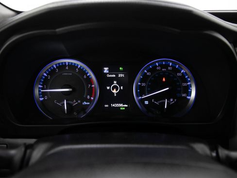 Used 2018 Toyota Highlander AWD V6 image 24