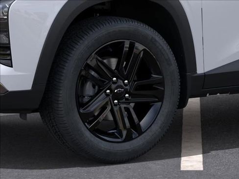 New 2026 Chevrolet Trax ACTIV w/ Driver Confidence Package FWD image 9