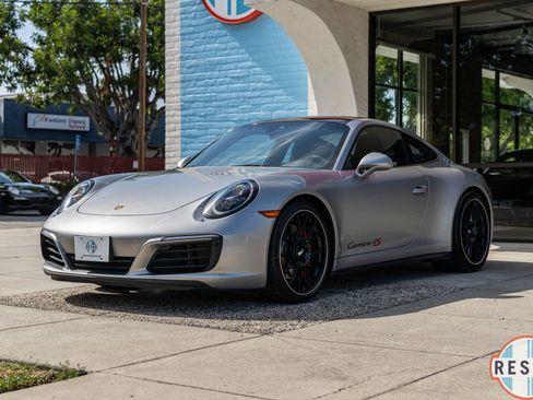 Used 2017 Porsche 911 Carrera 4S image 3
