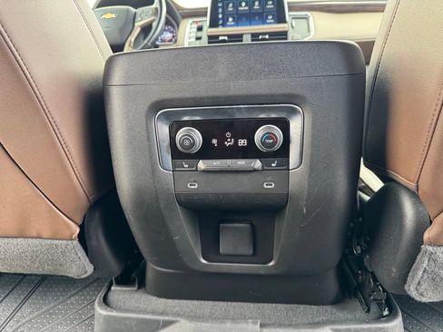 Used 2022 Chevrolet Tahoe High Country w/ LPO, Illumination Package AWD/4WD image 25