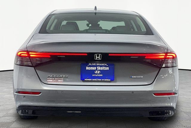 Used 2024 Honda Accord EX-L image 4