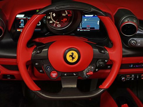 Used 2021 Ferrari F8 Tributo RWD image 13