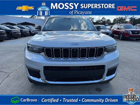 Used 2023 Jeep Grand Cherokee L Limited w/ Luxury Tech Group II RWD image 11