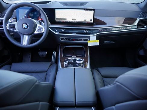 New 2026 BMW X7 xDrive40i image 14