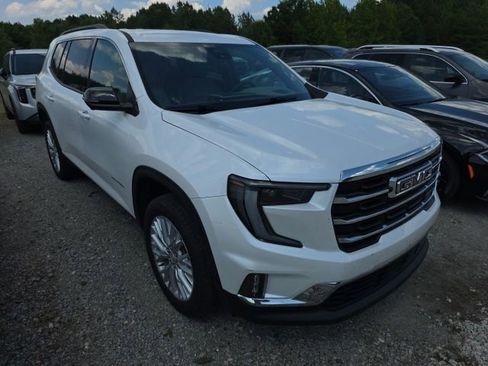 Used 2024 GMC Acadia Elevation w/ Luxury Package FWD image 1