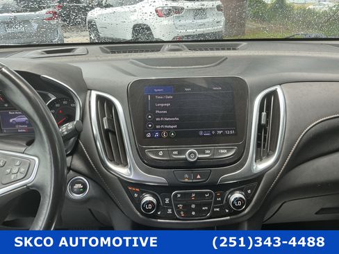 Used 2022 Chevrolet Equinox Premier FWD image 16