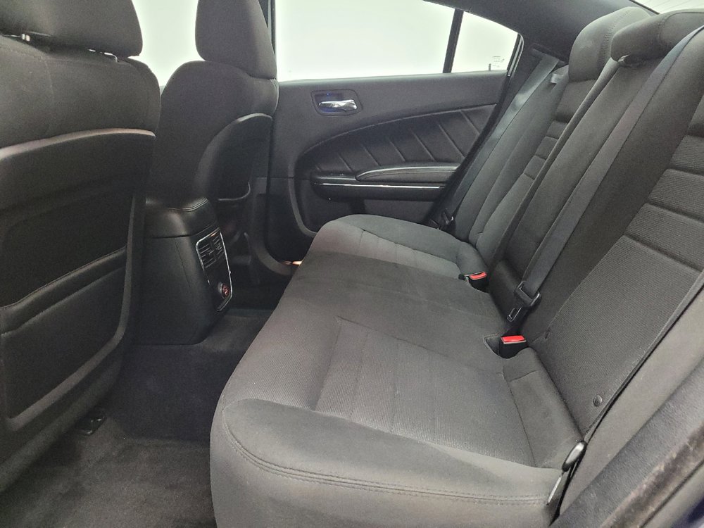 Used 2014 Dodge Charger R/T RWD image 18