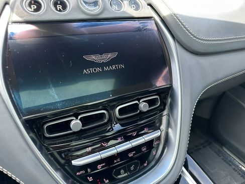 Used 2021 Aston Martin DBX AWD/4WD image 25