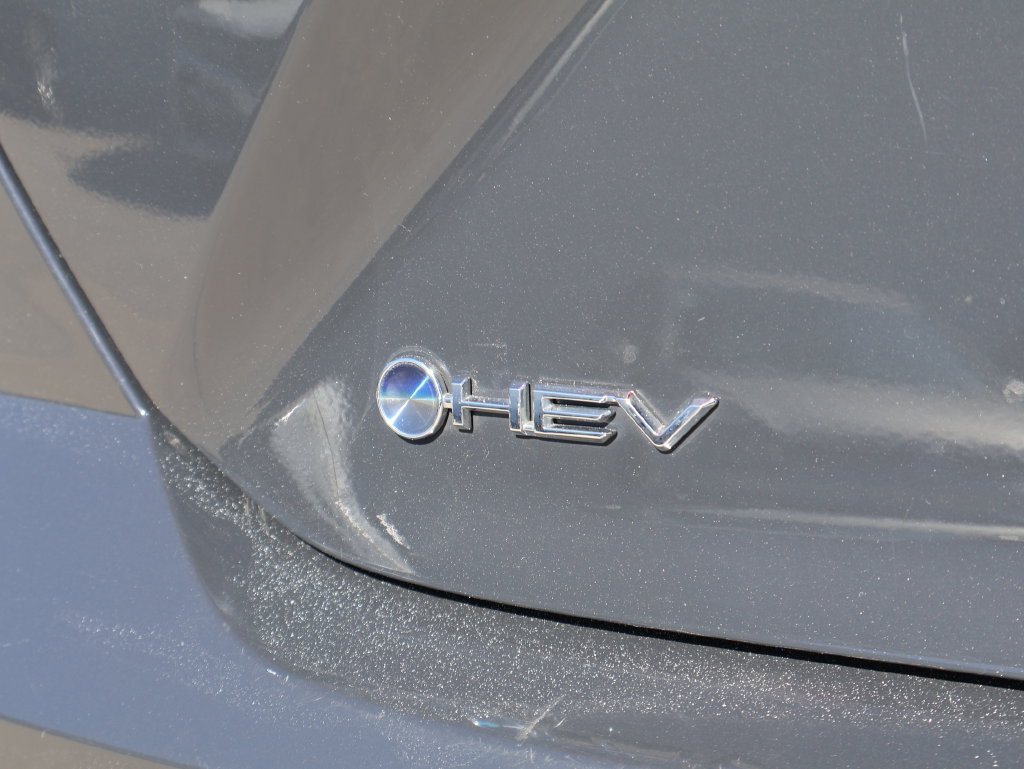 Used 2025 Toyota Camry SE FWD image 35