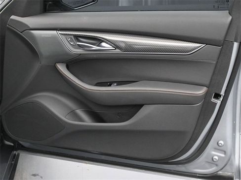 Used 2025 Cadillac CT5 V image 11