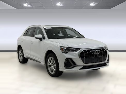 Used 2025 Audi Q3 2.0T Premium AWD/4WD image 6