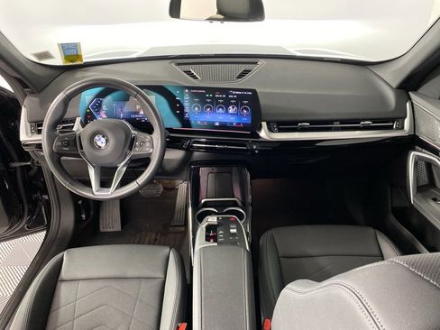 Certified 2023 BMW X1 xDrive28i w/ Convenience Package image 2