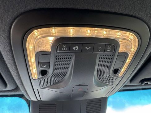 Used 2022 Mercedes-Benz Sprinter 3500 image 20