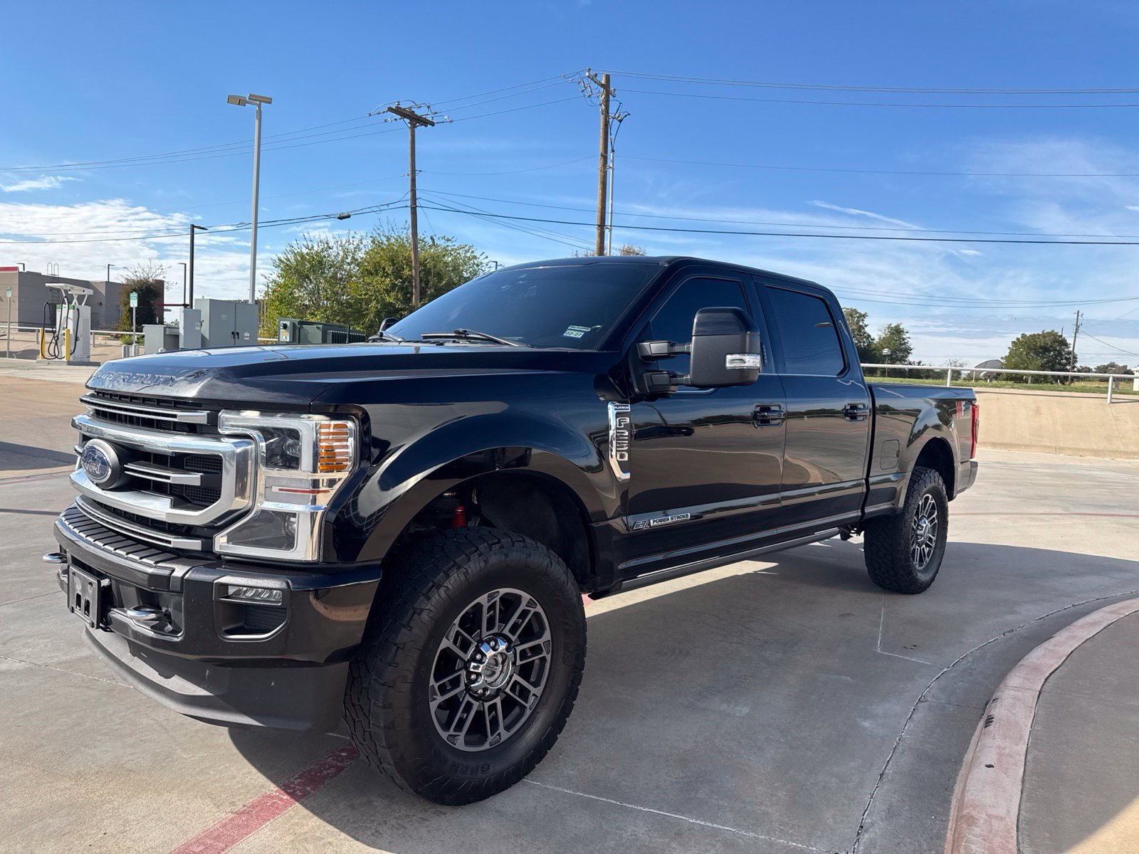Used 2022 Ford F250 Platinum AWD/4WD image 7