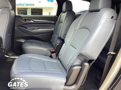 Used 2023 Buick Enclave Essence FWD image 14