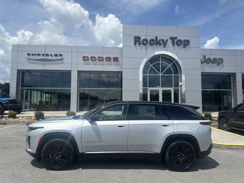 New 2025 Jeep Wagoneer S Launch Edition image 1