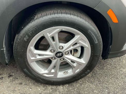 Used 2023 Hyundai Kona SEL image 8