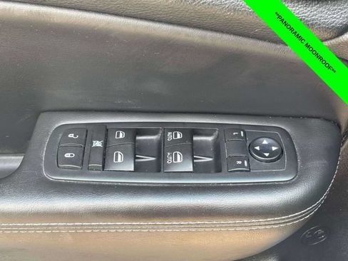 Used 2015 Chrysler 200 S w/ Navigation & Sound Group I FWD image 11