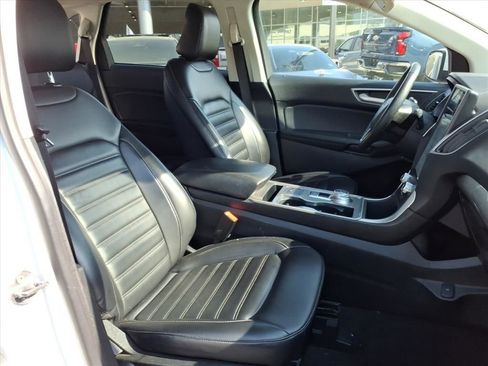 Used 2024 Ford Edge SEL image 28