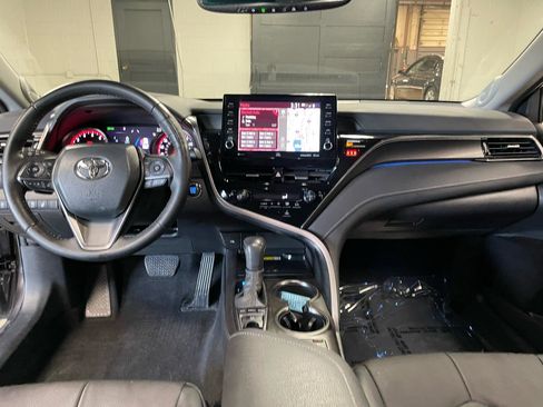 Used 2023 Toyota Camry XSE w/ Navigation Package FWD image 18