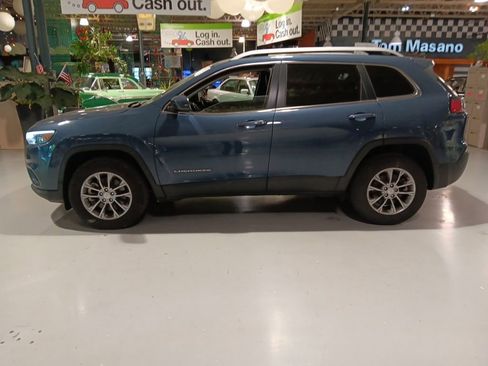 Used 2021 Jeep Cherokee Latitude Lux AWD/4WD image 9