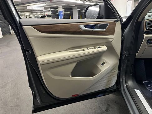 New 2026 Volkswagen Atlas SE AWD/4WD image 21