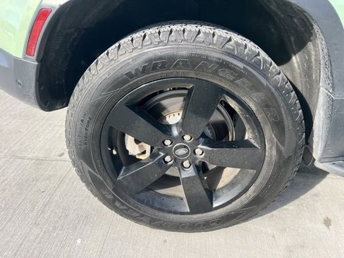 Used 2023 Land Rover Defender 110 75th Limited Edition image 8