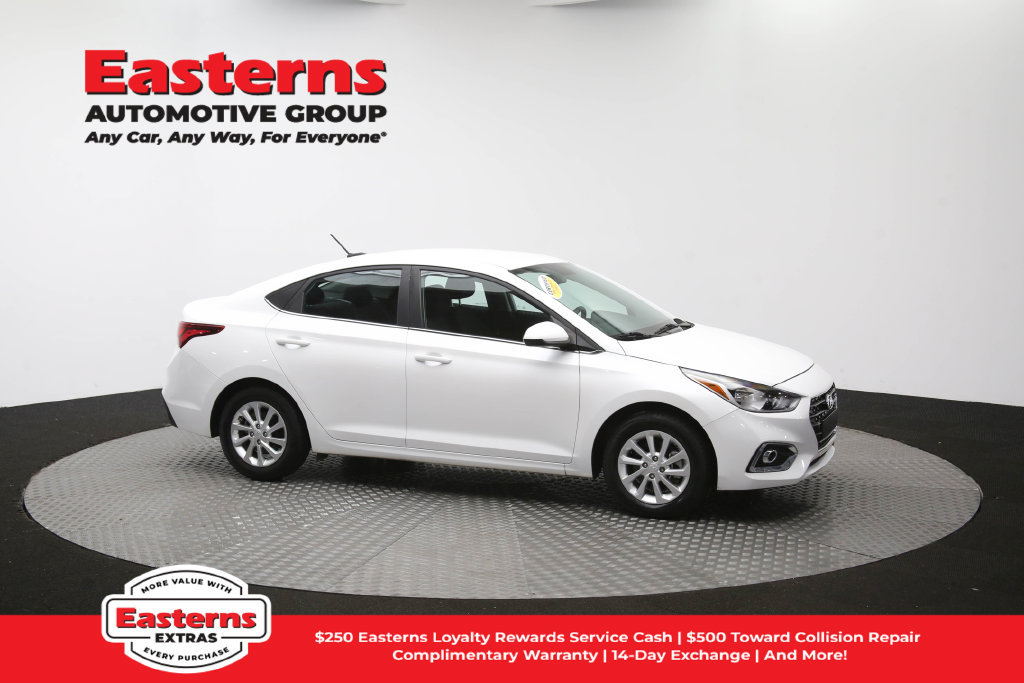 Used 2022 Hyundai Accent SEL FWD image 47