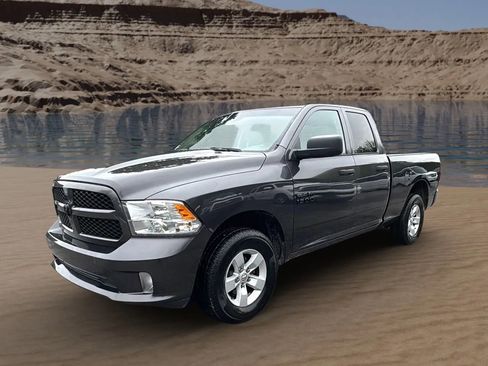 Used 2017 RAM 1500 Express image 1