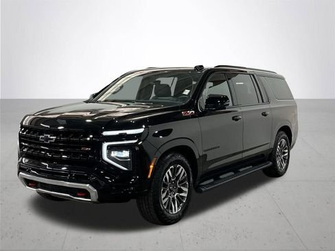 Certified 2025 Chevrolet Suburban Z71 w/ Z71 Off-Road Package image 2