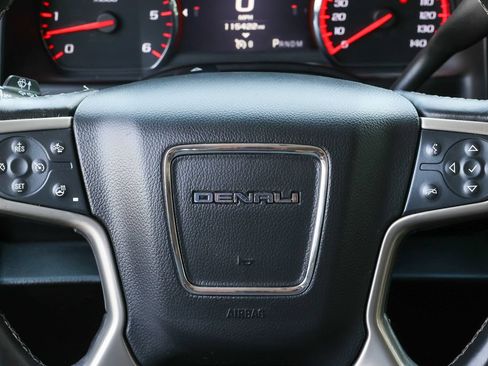 Used 2016 GMC Yukon XL Denali w/ Open Road Package AWD/4WD image 10