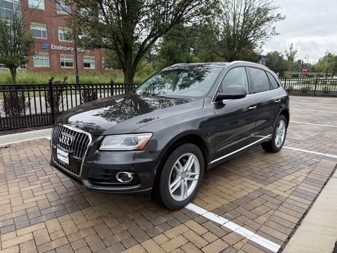 Used 2016 Audi Q5 2.0T Premium Plus AWD/4WD image 2