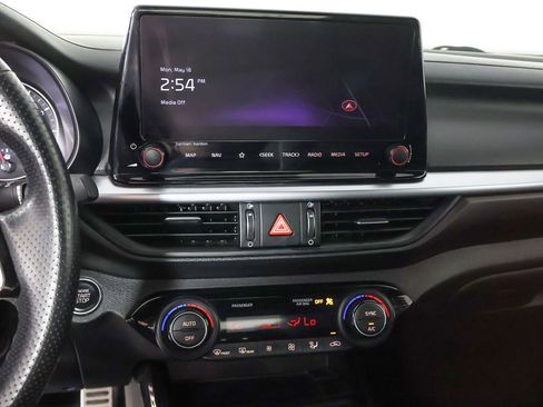 Used 2023 Kia Forte GT-Line w/ GT-Line Premium Package FWD image 45