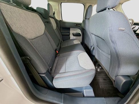 Used 2022 Ford Maverick XLT image 21