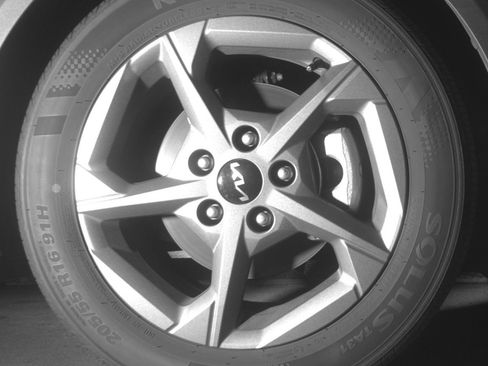 Used 2025 Kia K4 LXS image 13