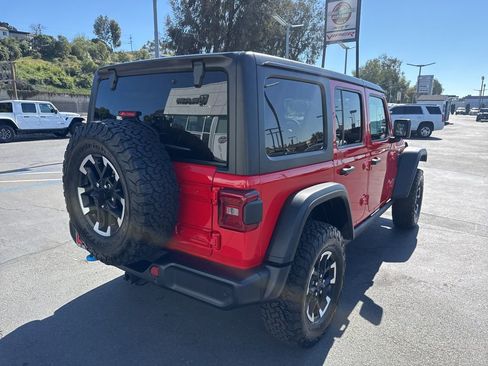 Certified 2025 Jeep Wrangler Unlimited Rubicon 4xe w/ Safety Group image 9