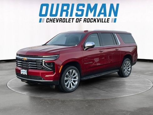 New 2026 Chevrolet Suburban Premier image 2