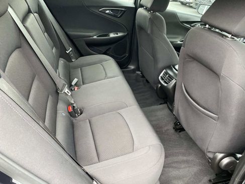 Used 2023 Chevrolet Malibu LT image 21